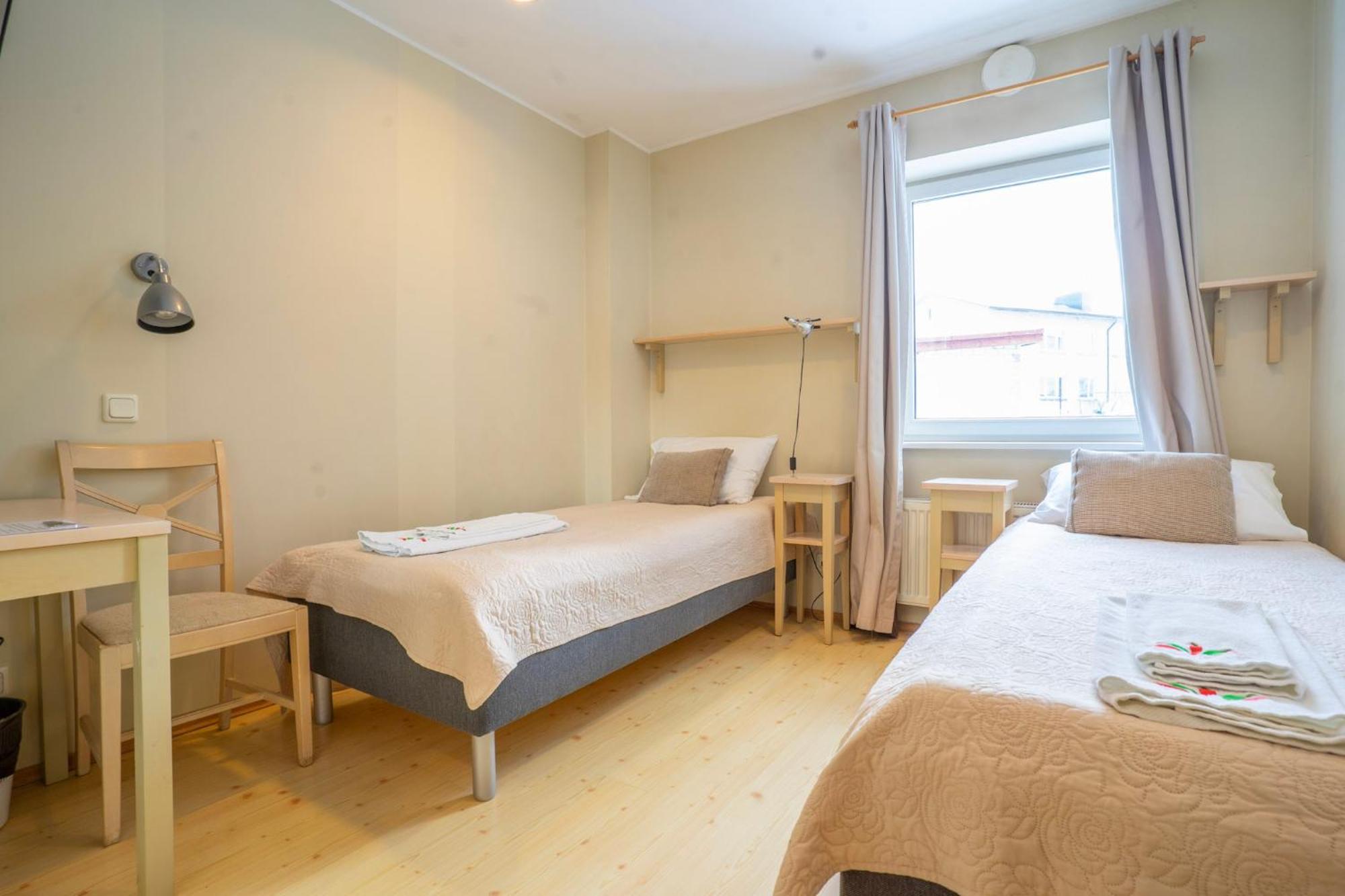 Kongo Hotel Haapsalu Buitenkant foto